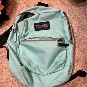 jansport backpack dimensions inches JanSport: The Legacy of a Global Backpack Icon